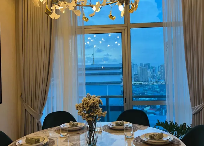Apartment Quite Euro Luxe 3br 7 Mins Walk To High Street
